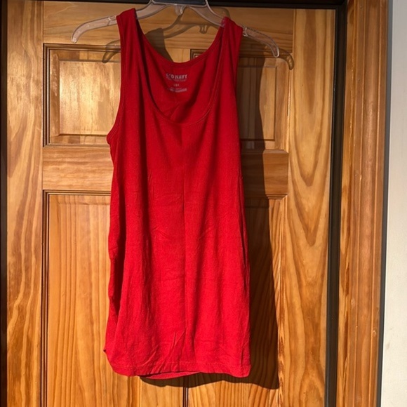 Old Navy Tops - Tank top